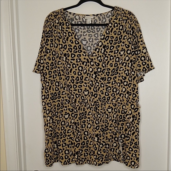 Ava & Viv faux wrap animal print top - Picture 1 of 6